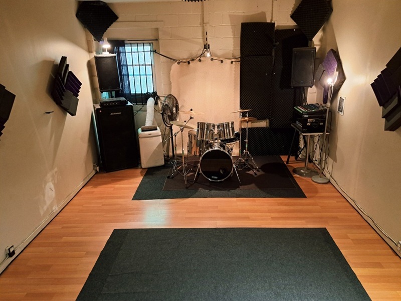 Groove Room Toronto Rehearsal Solo Studio
